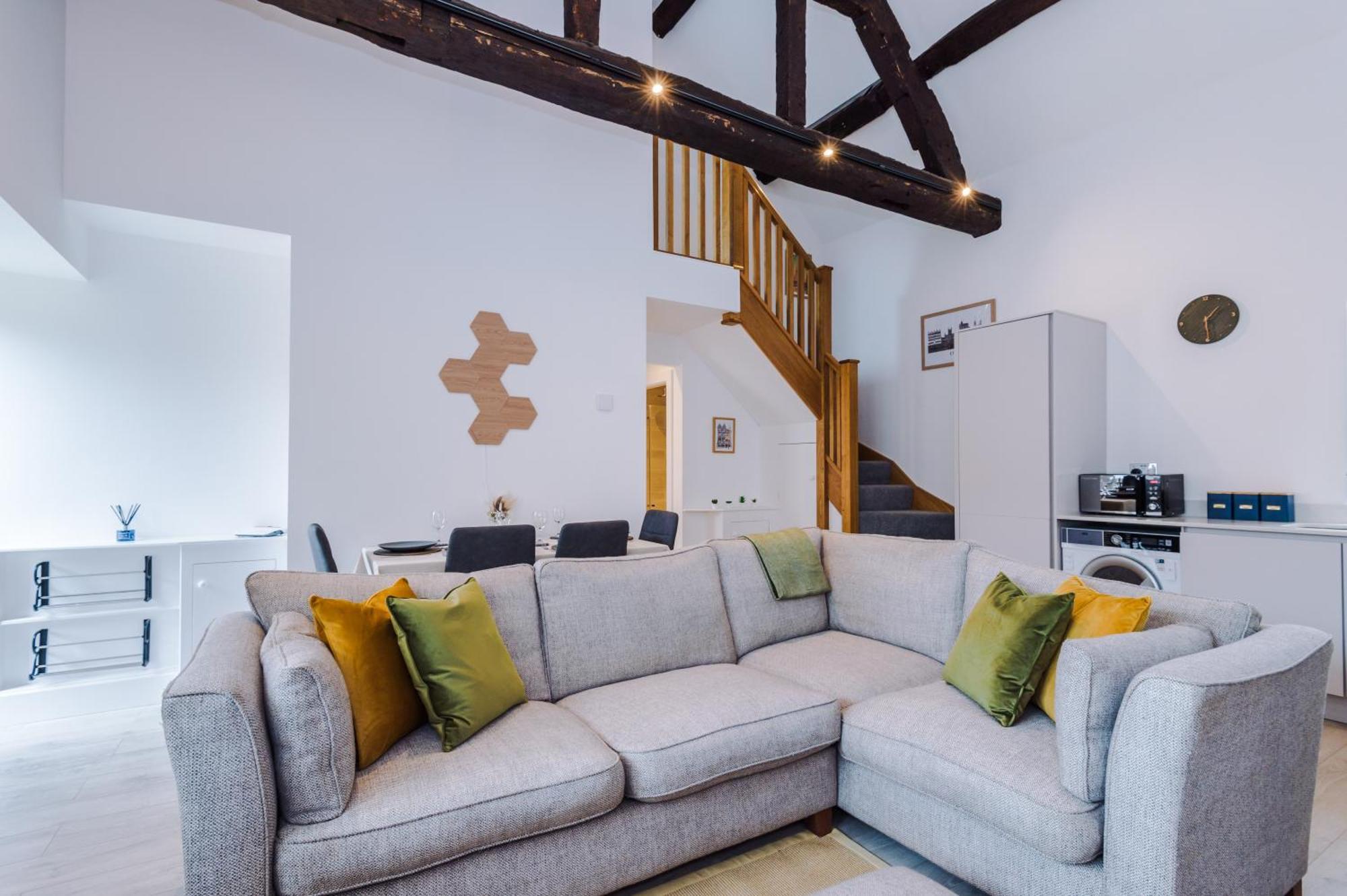 Number 21: A Breathtaking Chester Cottage With Parking Mollington  Exterior photo