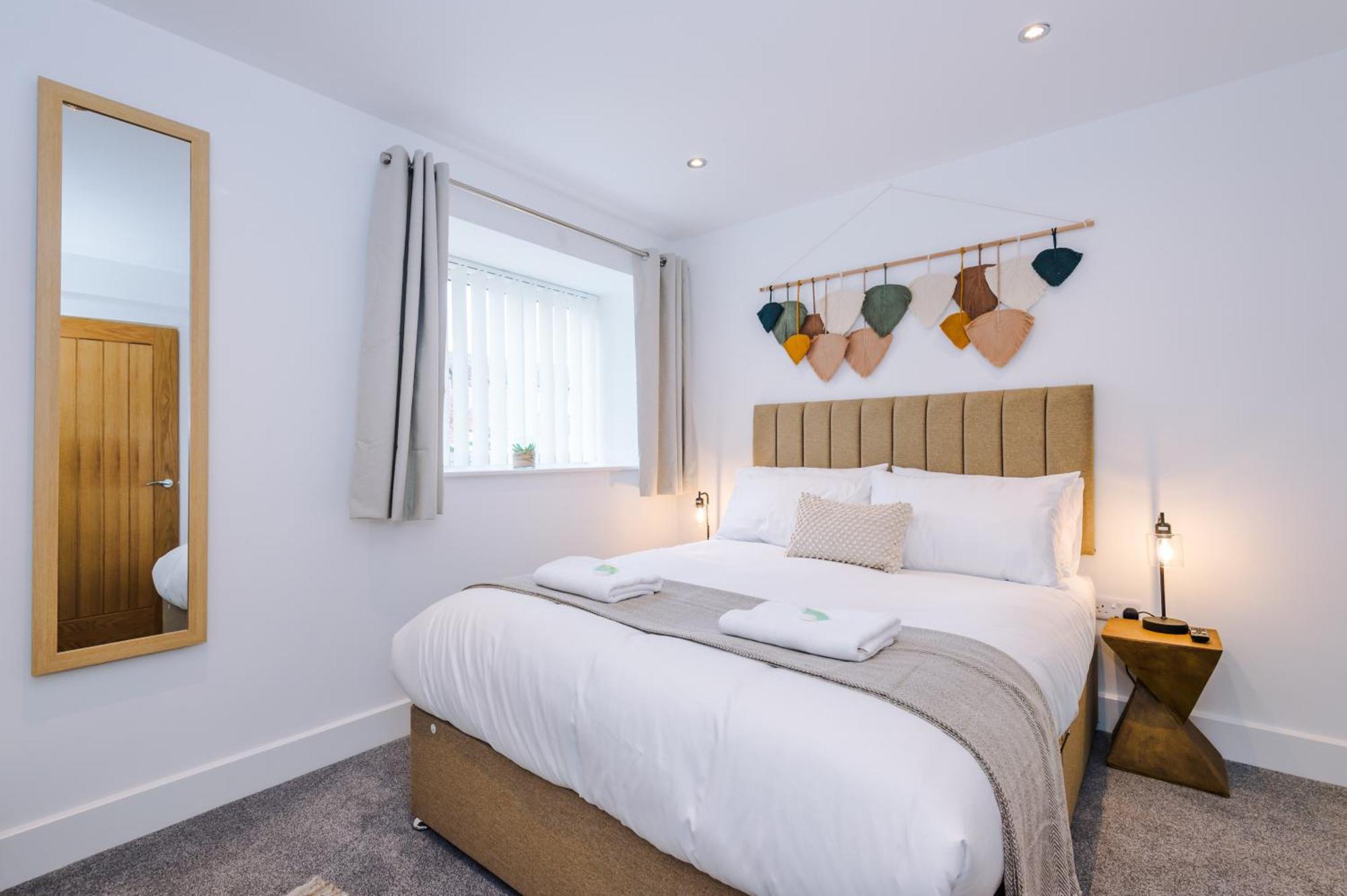 Number 21: A Breathtaking Chester Cottage With Parking Mollington  Exterior photo